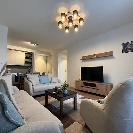 Apartment Waterfront King's Belgrade
