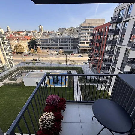 Waterfront King's Apartment Belgrade