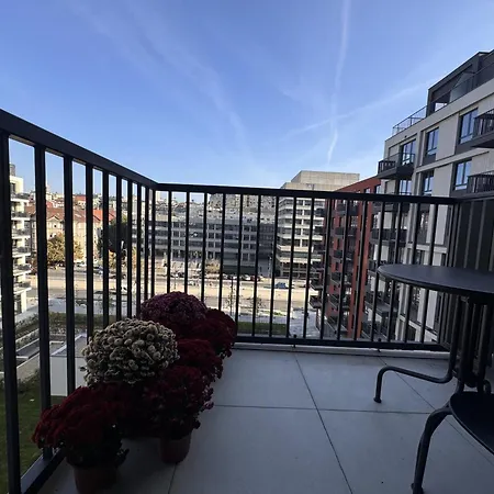 Waterfront King's Apartment Belgrade