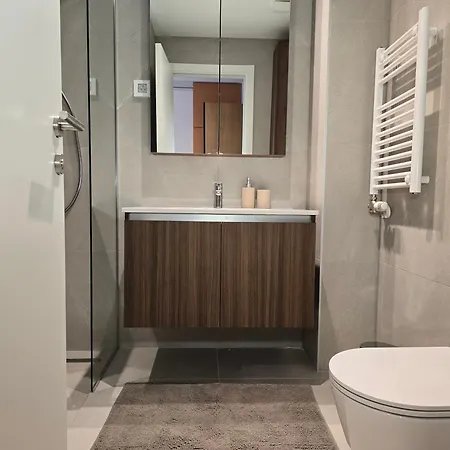 Apartment Waterfront King's *