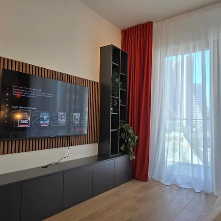 Waterfront King's Apartment Belgrade