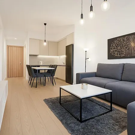 Apartment Waterfront King's